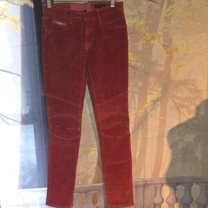 Rockstar Maroon Size 26 Skinny